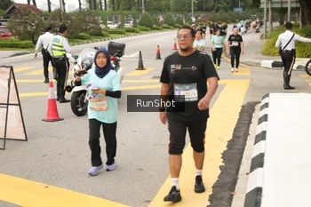 Runner Photo 4260398