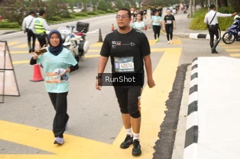 Runner Photo 4260402