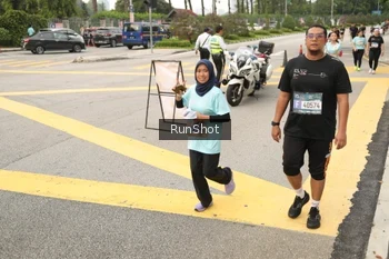 Runner Photo 4260403