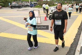 Runner Photo 4260404