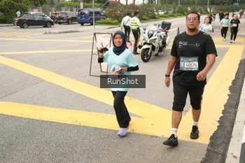 Runner Photo 4260406