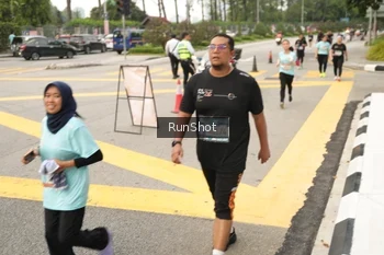 Runner Photo 4260407