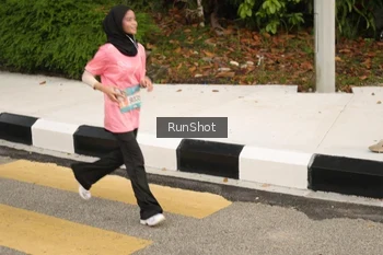 Runner Photo 4260411