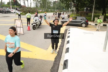 Runner Photo 4260460