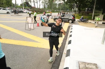 Runner Photo 4260468