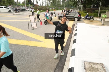 Runner Photo 4260481