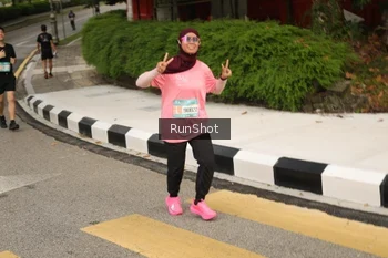 Runner Photo 4260588