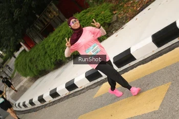 Runner Photo 4260596