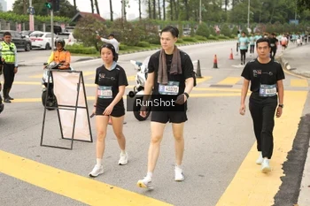 Runner Photo 4260611