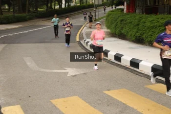 Runner Photo 4260619