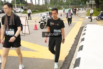 Runner Photo 4260624