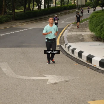 Runner Photo 4260650