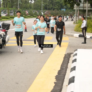 Runner Photo 4260673