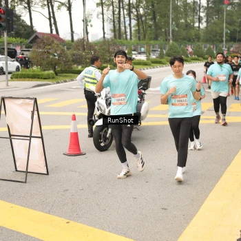 Runner Photo 4260682