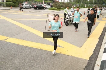 Runner Photo 4260700