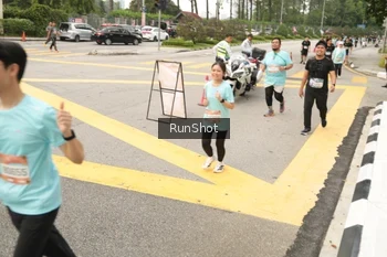 Runner Photo 4260701