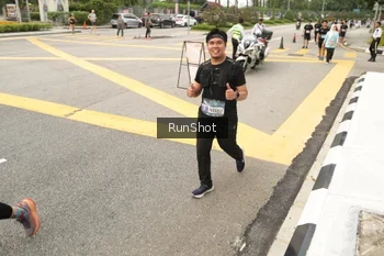Runner Photo 4260726