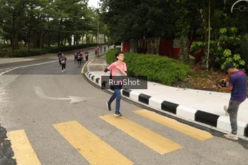 Runner Photo 4260733