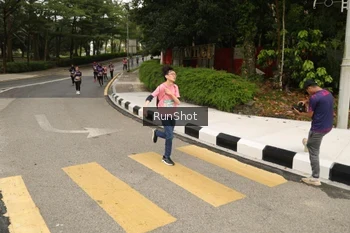 Runner Photo 4260739
