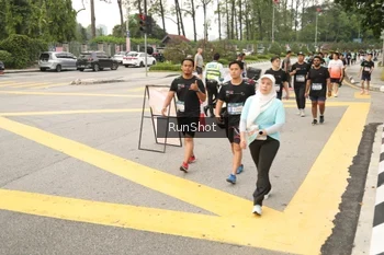 Runner Photo 4260760