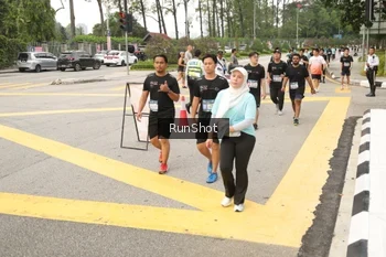 Runner Photo 4260784