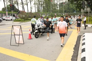 Runner Photo 4260811