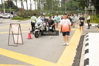 Runner Photo 4260812