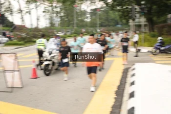 Runner Photo 4260815