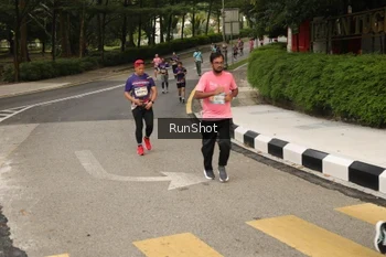 Runner Photo 4260816