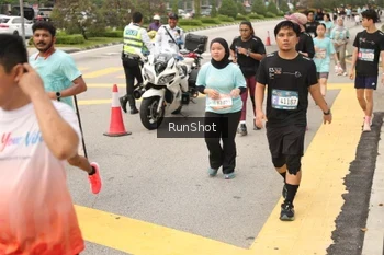 Runner Photo 4260843