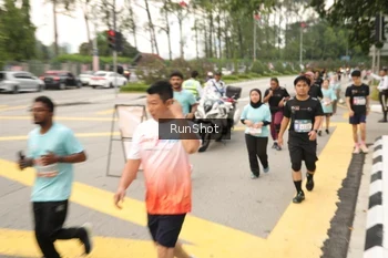 Runner Photo 4260847