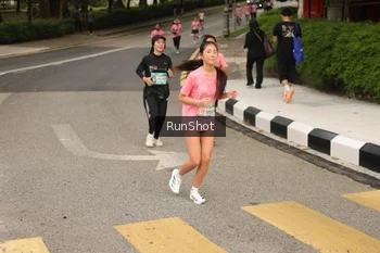 Runner Photo 4260958