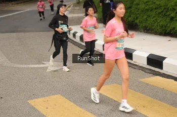 Runner Photo 4260965
