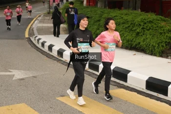 Runner Photo 4260974