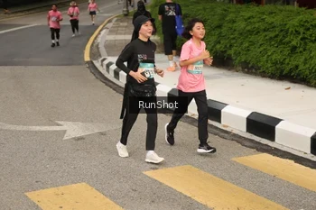 Runner Photo 4260978