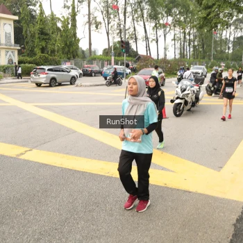 Runner Photo 4261015