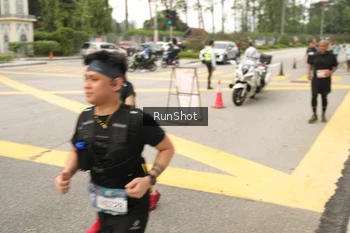 Runner Photo 4261049