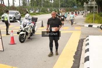 Runner Photo 4261057