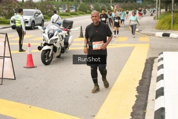 Runner Photo 4261059