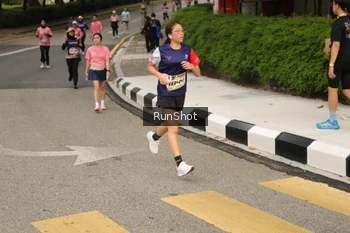 Runner Photo 4261065
