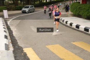 Runner Photo 4261066