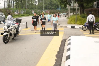 Runner Photo 4261081