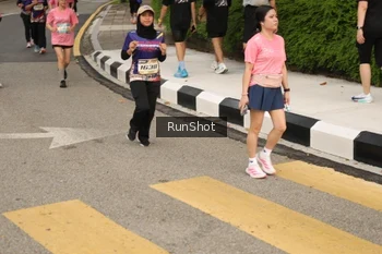 Runner Photo 4261086