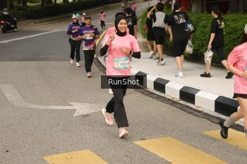 Runner Photo 4261109