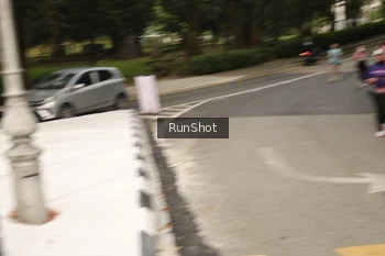 Runner Photo 4261112