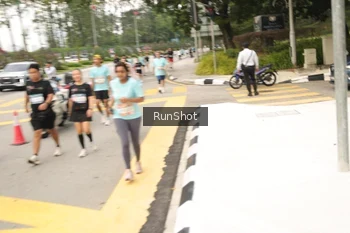 Runner Photo 4261114