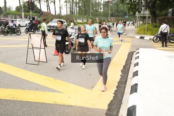 Runner Photo 4261118