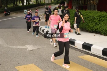 Runner Photo 4261126