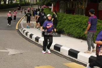 Runner Photo 4261127