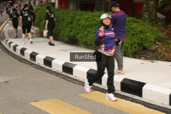 Runner Photo 4261134